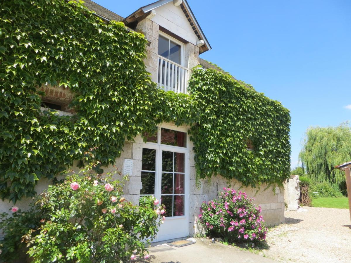 La Ferme De L'Isle Et Sa Roulotte Bed & Breakfast Avaray Luaran gambar