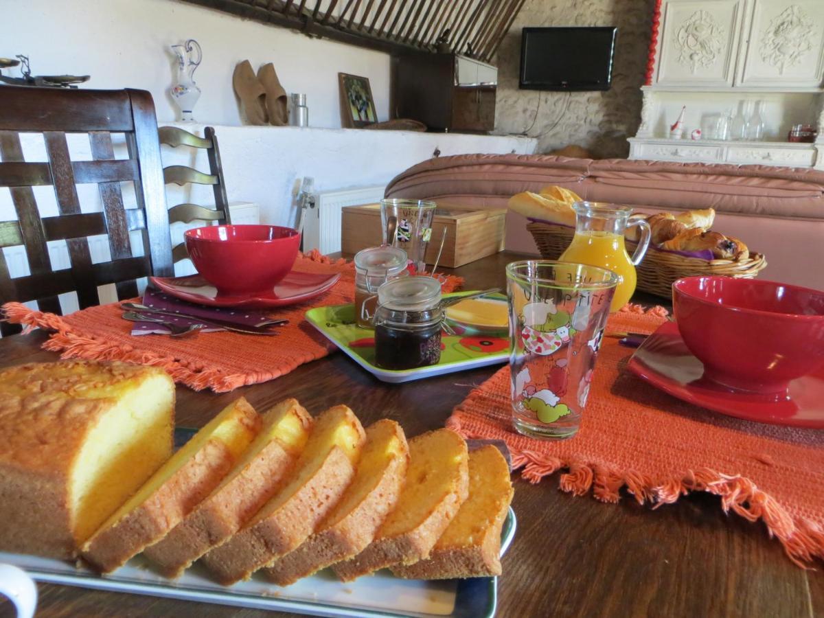 La Ferme De L'Isle Et Sa Roulotte Bed & Breakfast Avaray Luaran gambar