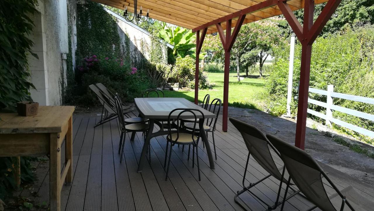 La Ferme De L'Isle Et Sa Roulotte Bed & Breakfast Avaray Luaran gambar