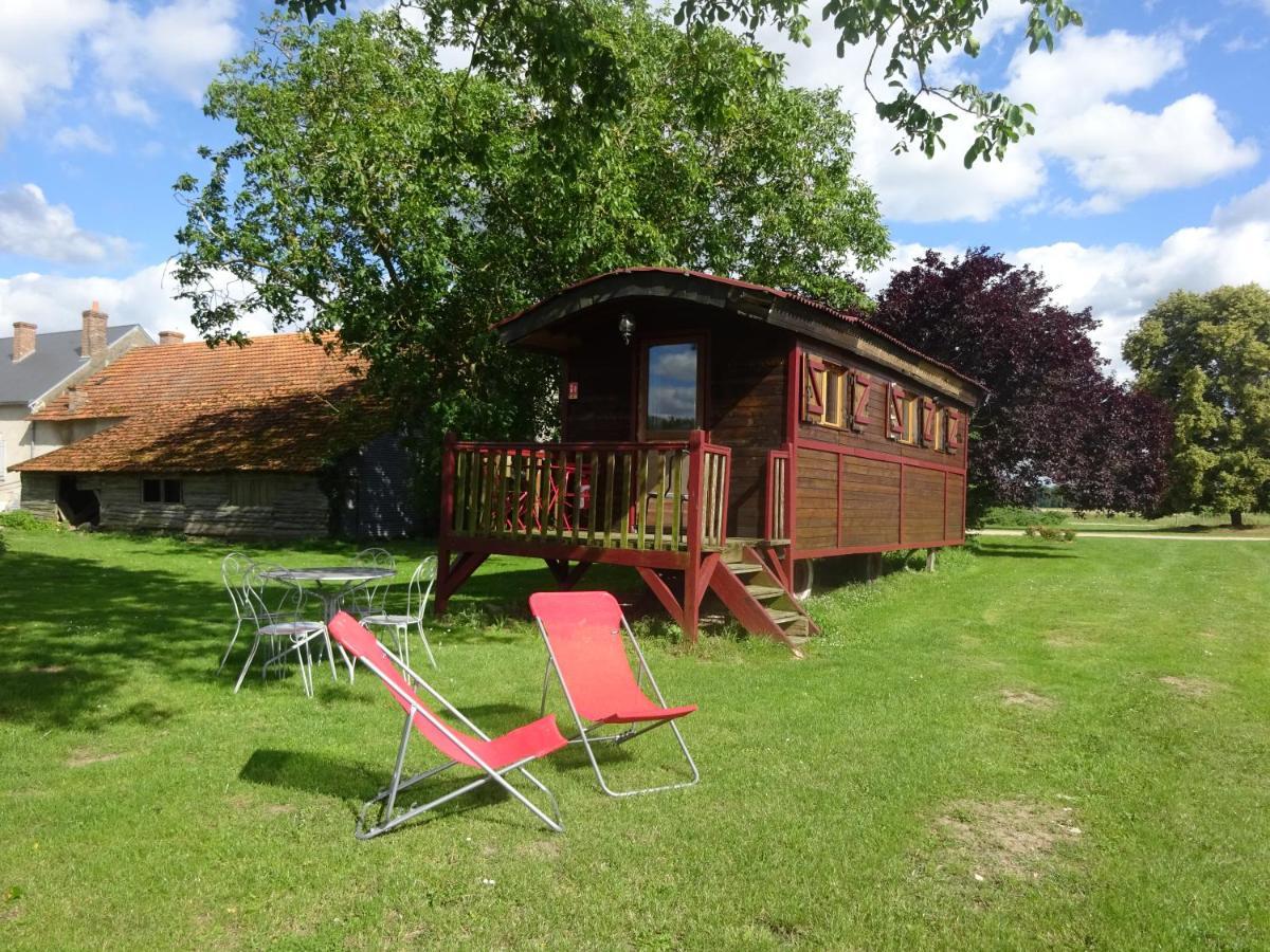 La Ferme De L'Isle Et Sa Roulotte Bed & Breakfast Avaray Luaran gambar
