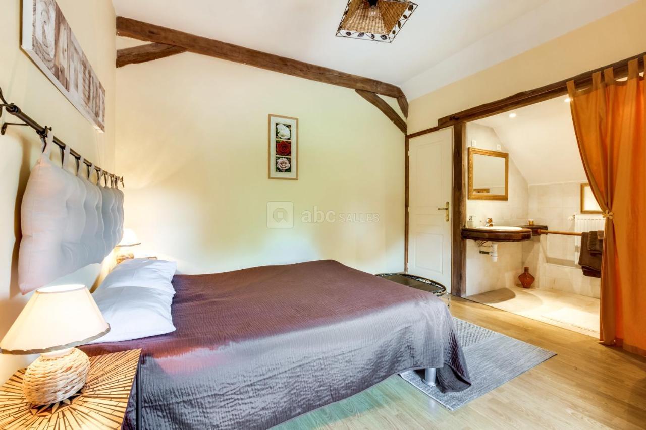 La Ferme De L'Isle Et Sa Roulotte Bed & Breakfast Avaray Luaran gambar