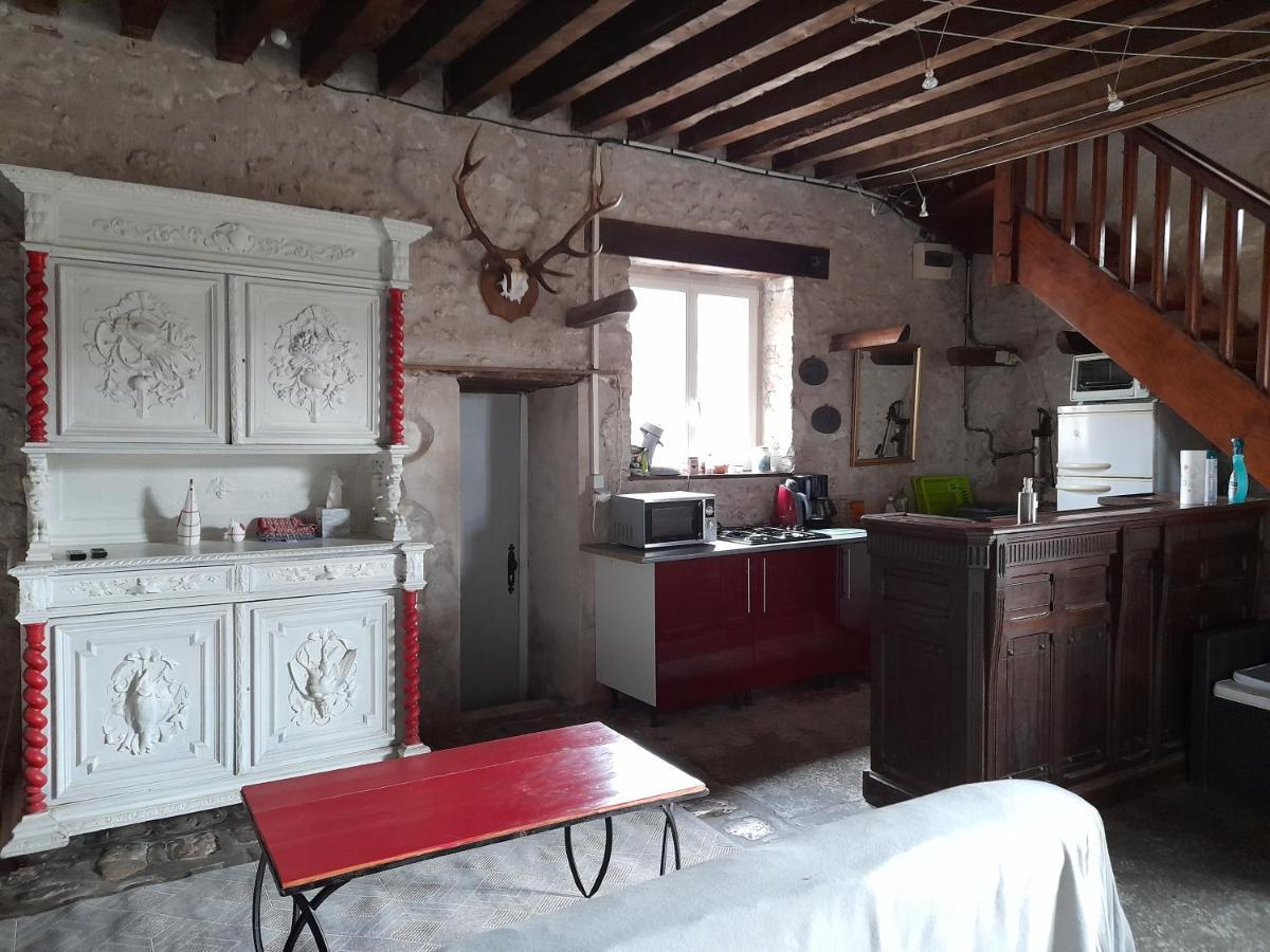 La Ferme De L'Isle Et Sa Roulotte Bed & Breakfast Avaray Luaran gambar