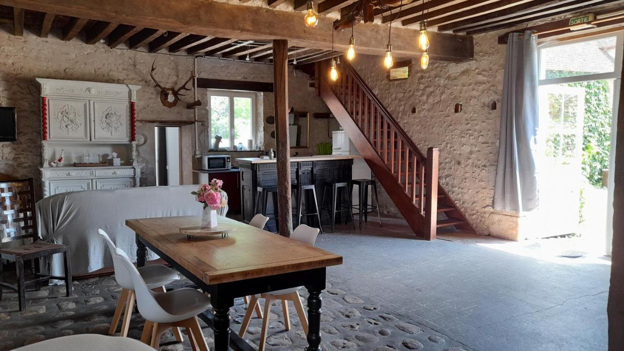 La Ferme De L'Isle Et Sa Roulotte Bed & Breakfast Avaray Luaran gambar